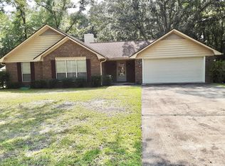 84 Pinewood Ln, Allenhurst, GA 31301
