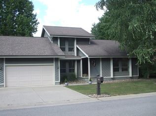 378 E Dorton Blvd, Staffordsville, KY 41256