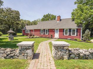 11 Millville Rd, Mendon, MA 01756