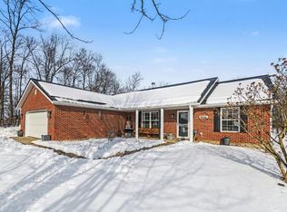 9832 Mad River Rd, New Vienna, OH 45159