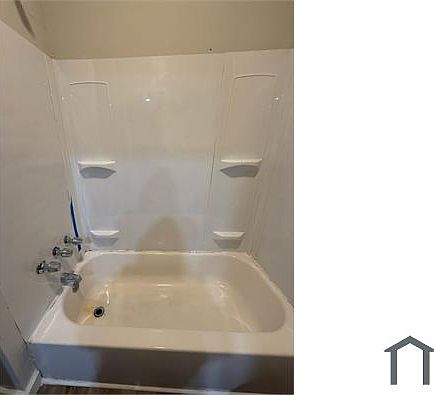 3rd image of 16188 Lawton St APT 2