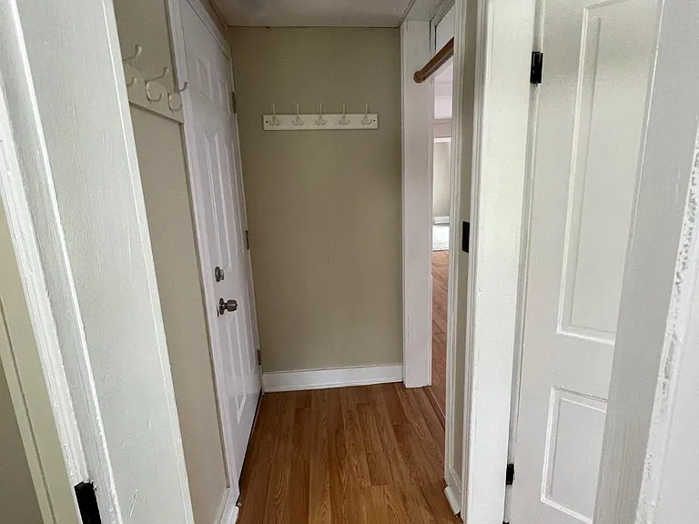 4710 Schley Ave #5 — Photo 6