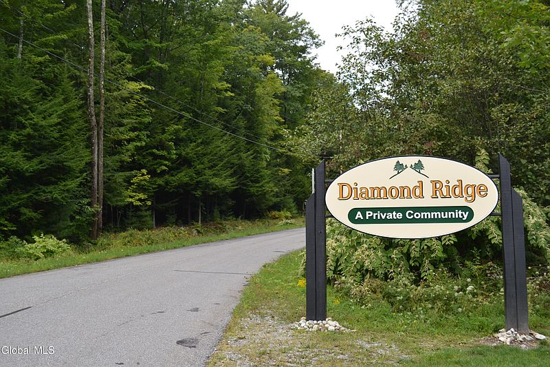 2nd image of 9 Diamond RIdge Road