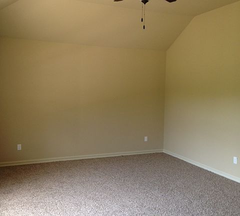 5th image of 310 Taos Dr