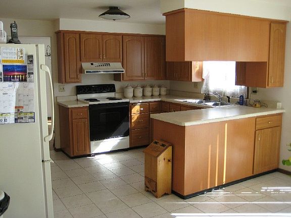 Spacious Kitchen