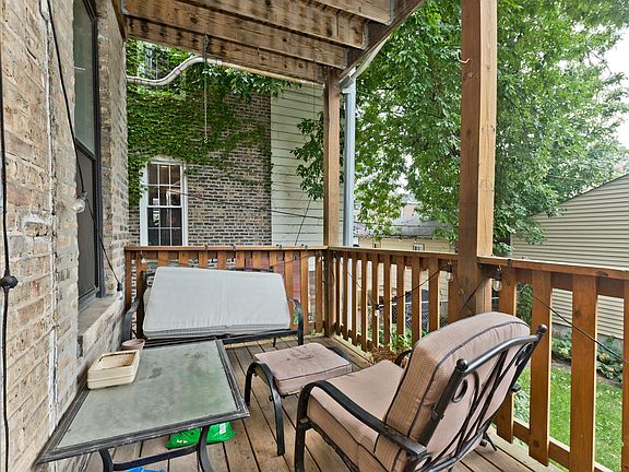 4th image of 2723 N Monticello Ave #1