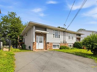 31 Inglewood Cres, Halifax, NS B2W 5W4