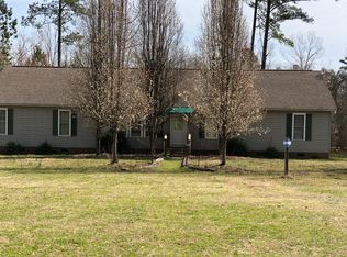 5396 Carbonton Rd, Sanford, NC 27330