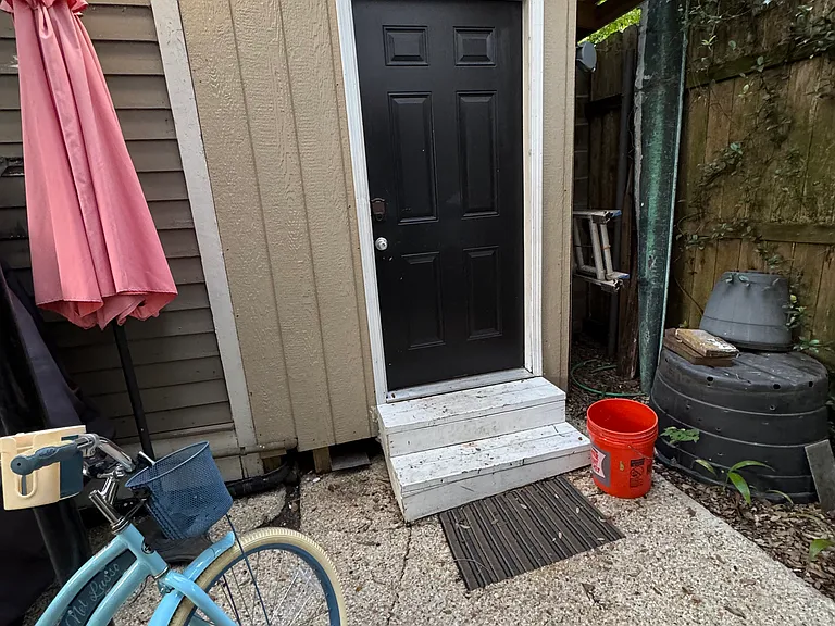 Jackson Ave — Photo 27