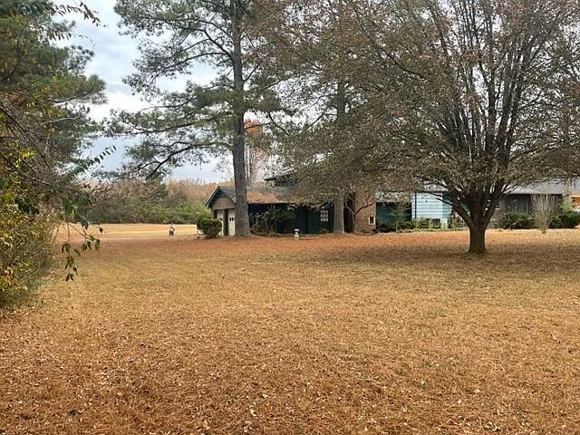 2nd image of 8510 Chambers Rd