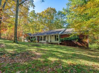 5226 Archer Dr, Roanoke, VA 24018