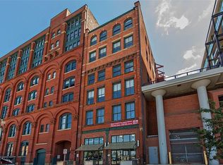 635 W Lakeside Ave APT 301, Cleveland, OH 44113