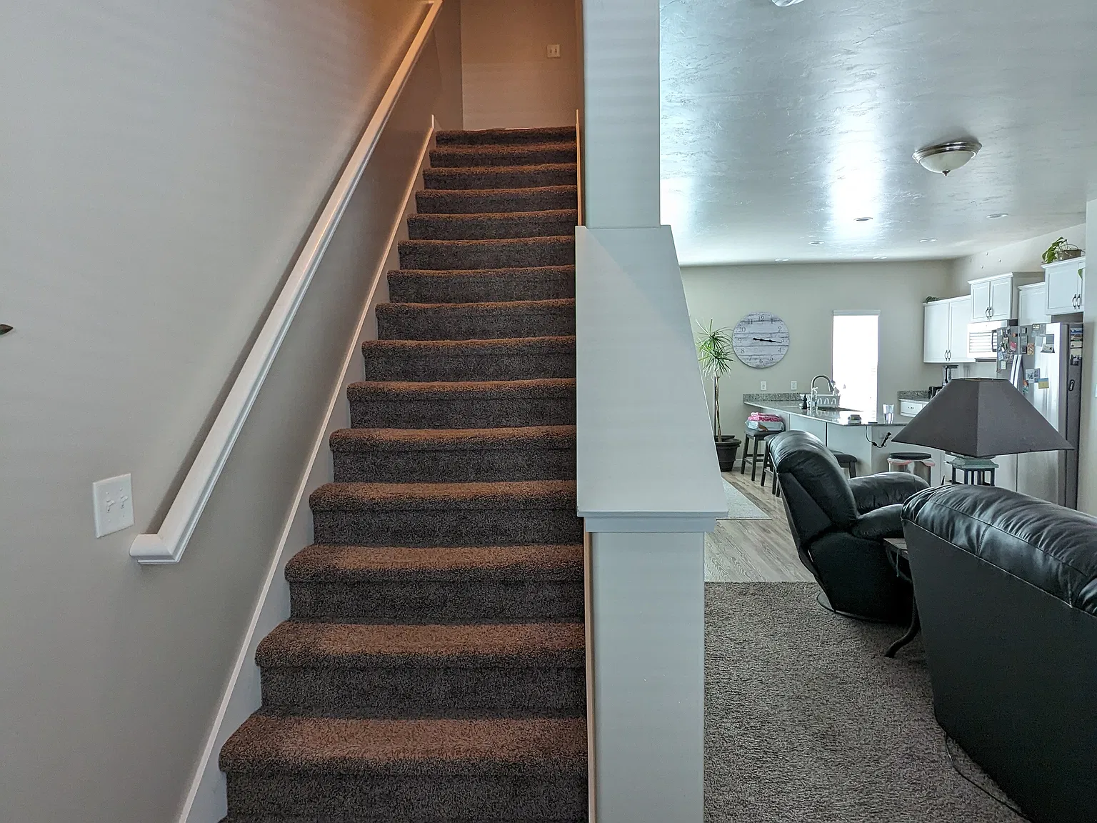 3 bed, 1724 sqft, $2,250 — Photo 2