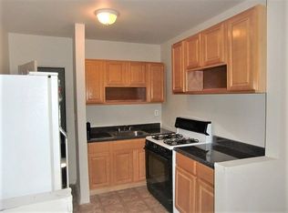 114-37 204th St, Saint Albans, NY