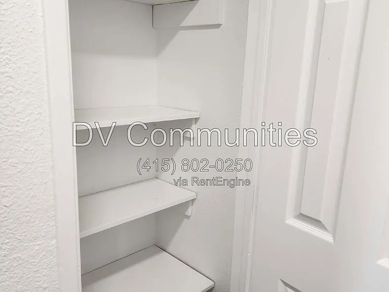 101 N 10th St #13 — Photo 24