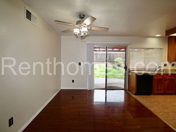 3rd image of 10069 Parkdale Ave