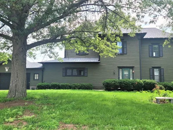 1610 N Columbia Ave, Seward, NE 68434