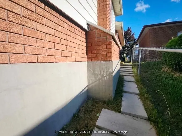 304 Orsi Ave #BASEMENT — Photo 15