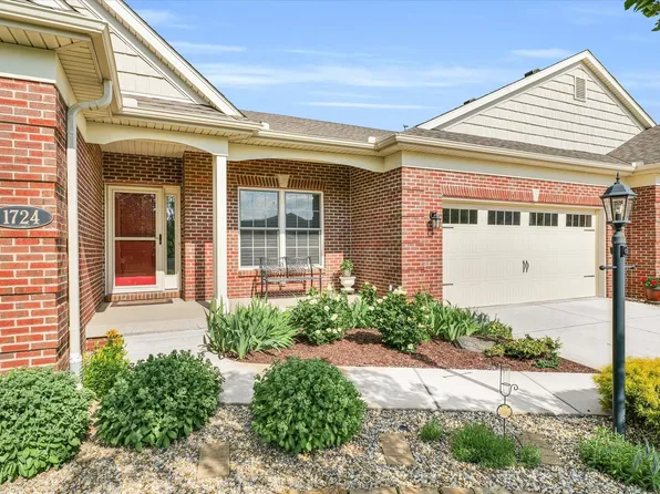 1724 Whisper Meadow Ln #1724, Mahomet, IL 61853