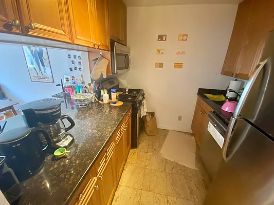 Rented by J PRESTON AND ASSOCIATES INC | media 10