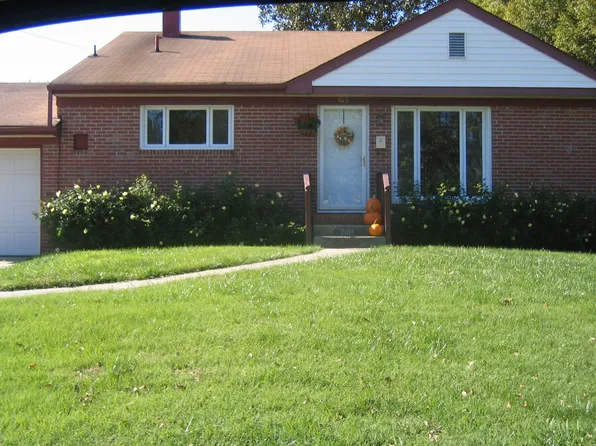405 Hopkins Rd, Virginia Beach, VA 23452