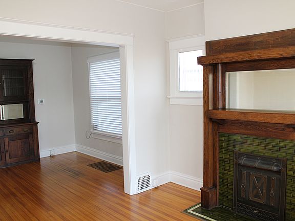 2nd image of 319 E Alameda Ave #319
