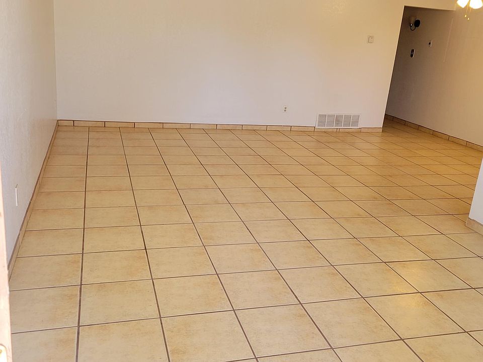 1st image of 800 S Espanola St #B