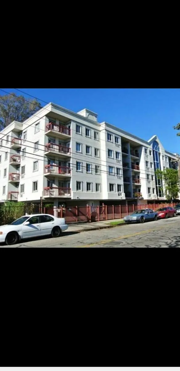 Building Photo - 850 Atlantic St #302