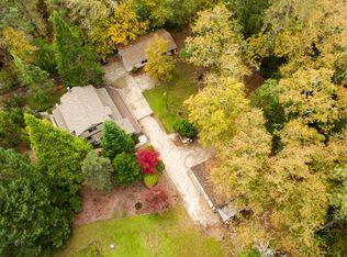 11905 Lower River Rd, Grants Pass, OR 97526