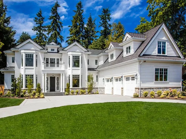 625 N Center St, Northville, MI 48167