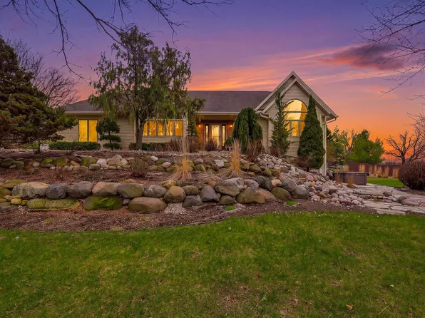 W4120 Garnett Rd, Eden, WI 53019