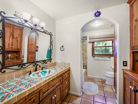 2nd image of 2245 Jonata St