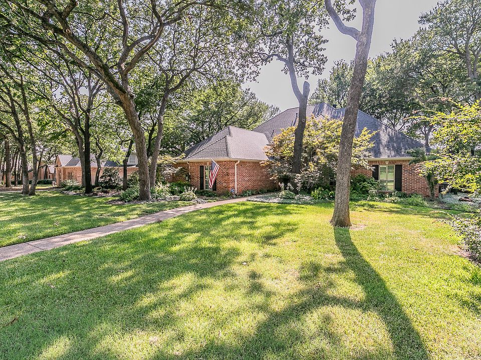 1st image of 402 Timber Lake Dr