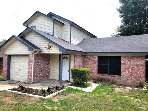 10101 Pack Saddle Trl, Fort Worth, TX 76108