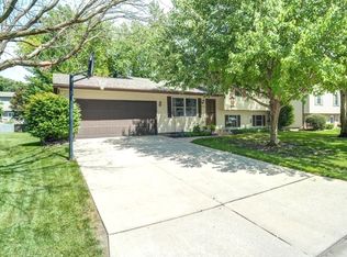 114 Nottingham Chase, Normal, IL 61761
