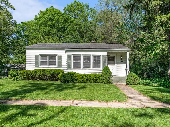 303 S Townsend St, New Buffalo, MI 49117
