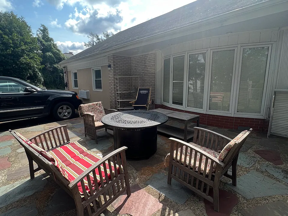 725 Mix Ave #1