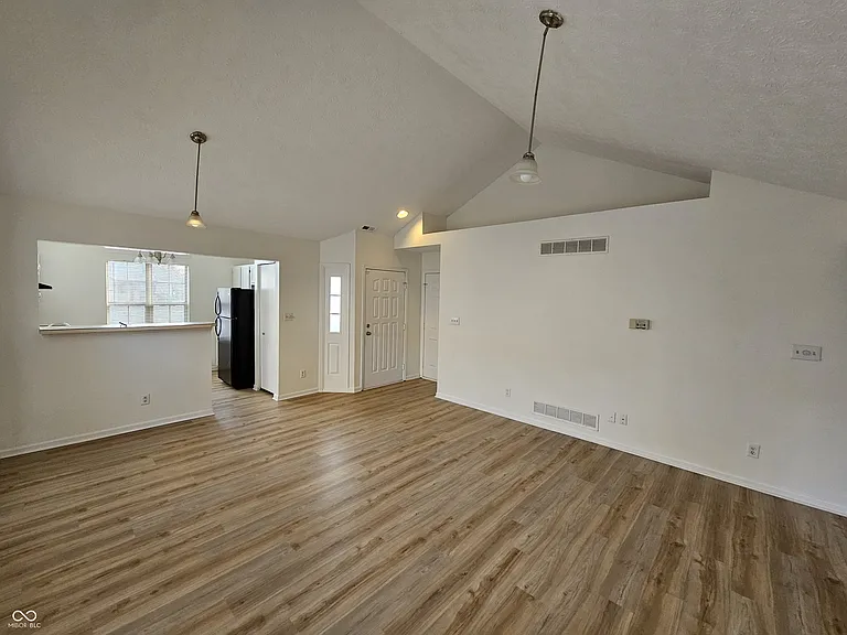 4967 Peony Pl — Photo 5