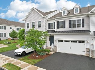 18 Azalea Ln, Cedar Grove, NJ 07009