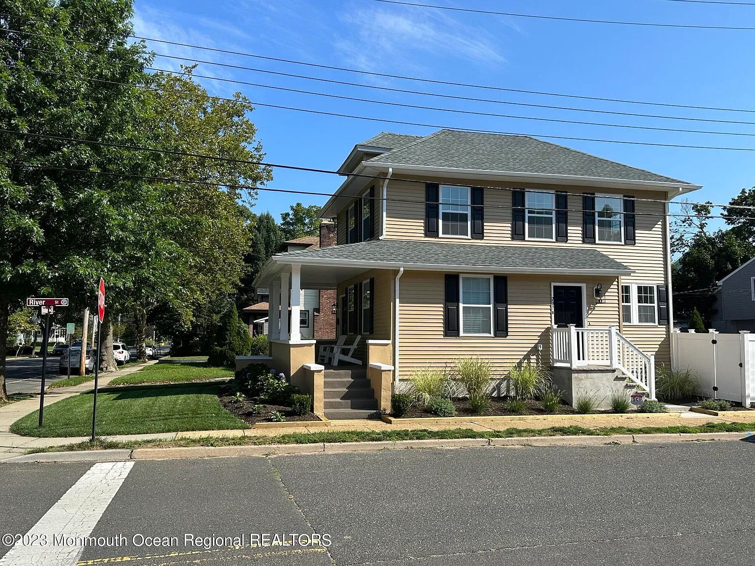1 bed, $2,550 — Photo 2