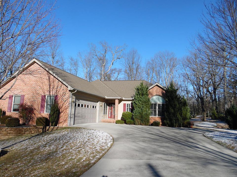 1st image of 22 Bent Oak Ln