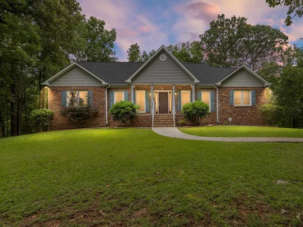 205 Chestnut Cir, Alabaster, AL 35007