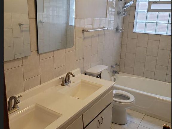 5th image of 9231 S Cregier Ave Unit 1