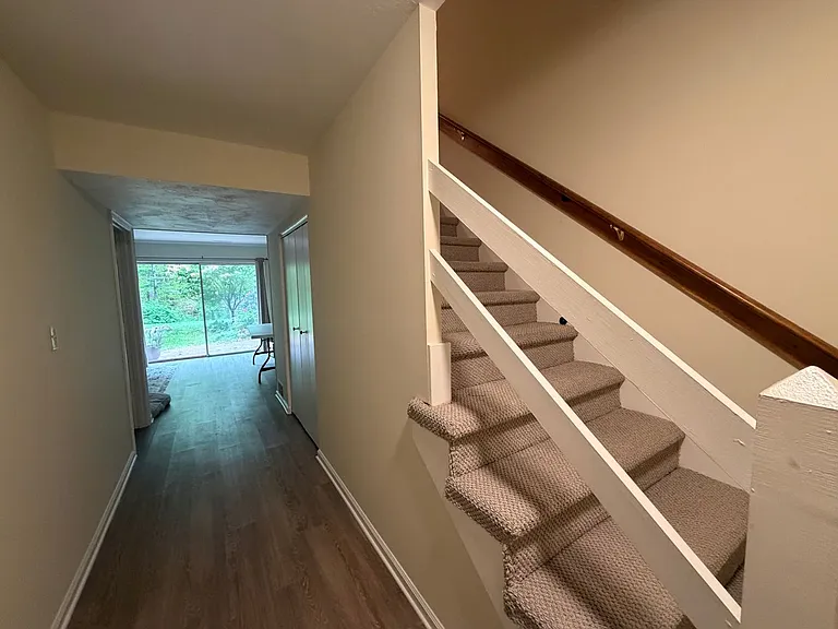 107 Georgetown Grn — Photo 31