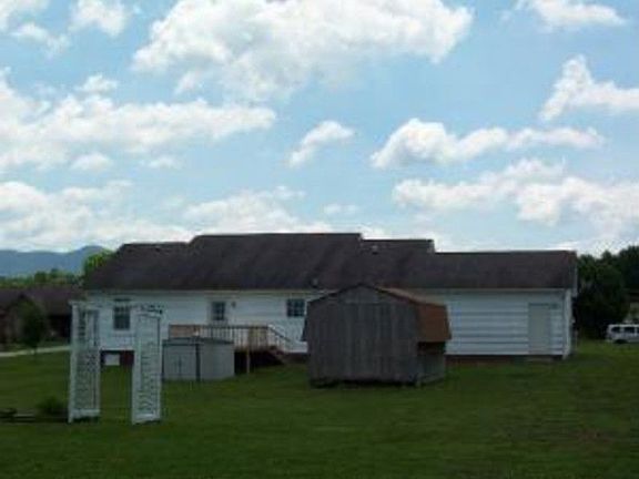 5th image of 4333 Lorena Ln