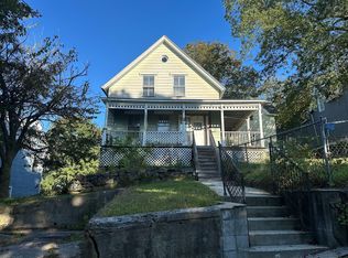 38 Summer St, Norwich, CT 06360