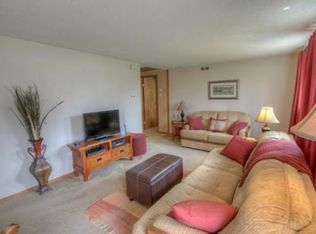 200 NW 63rd Ter, Kansas City, MO 64118