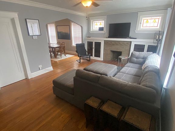 5th image of 5054 Winona Ave #1F