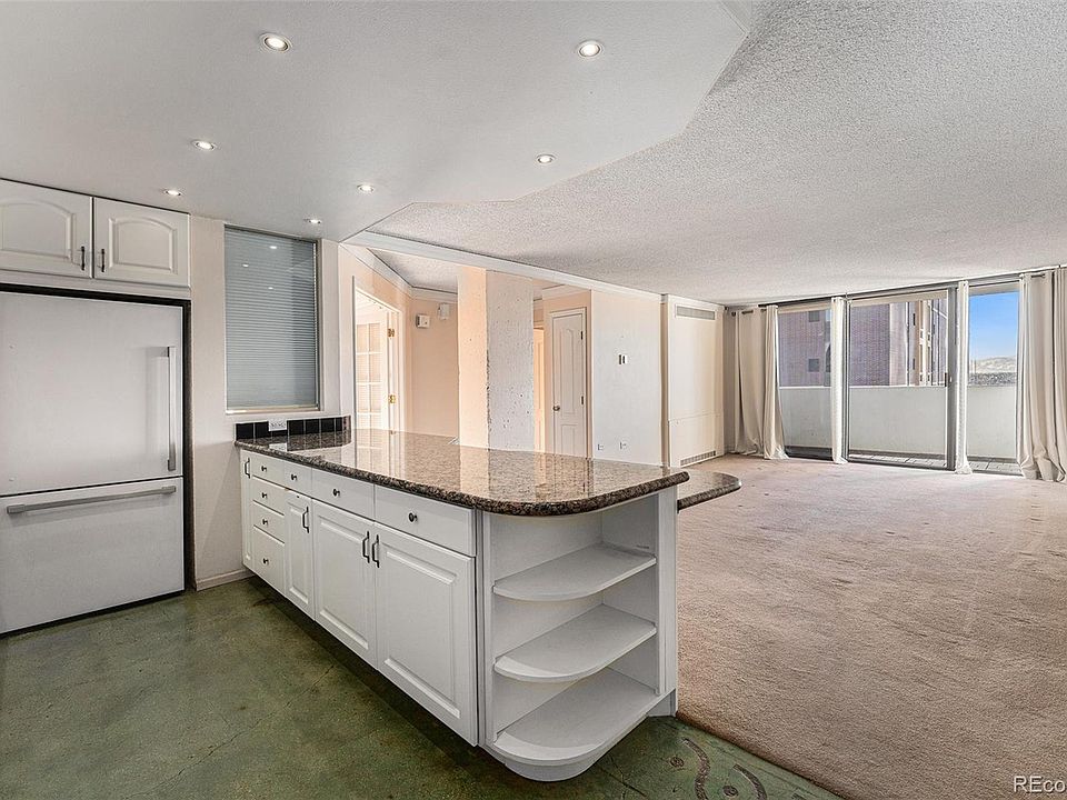 1st image of 1020 15th St APT 21L