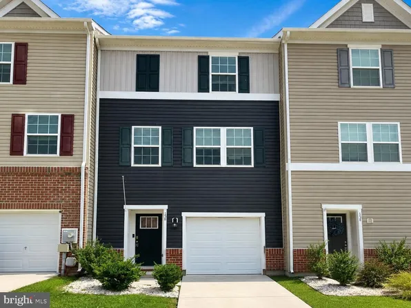 158 Vespucci Ln, Martinsburg, WV 25404